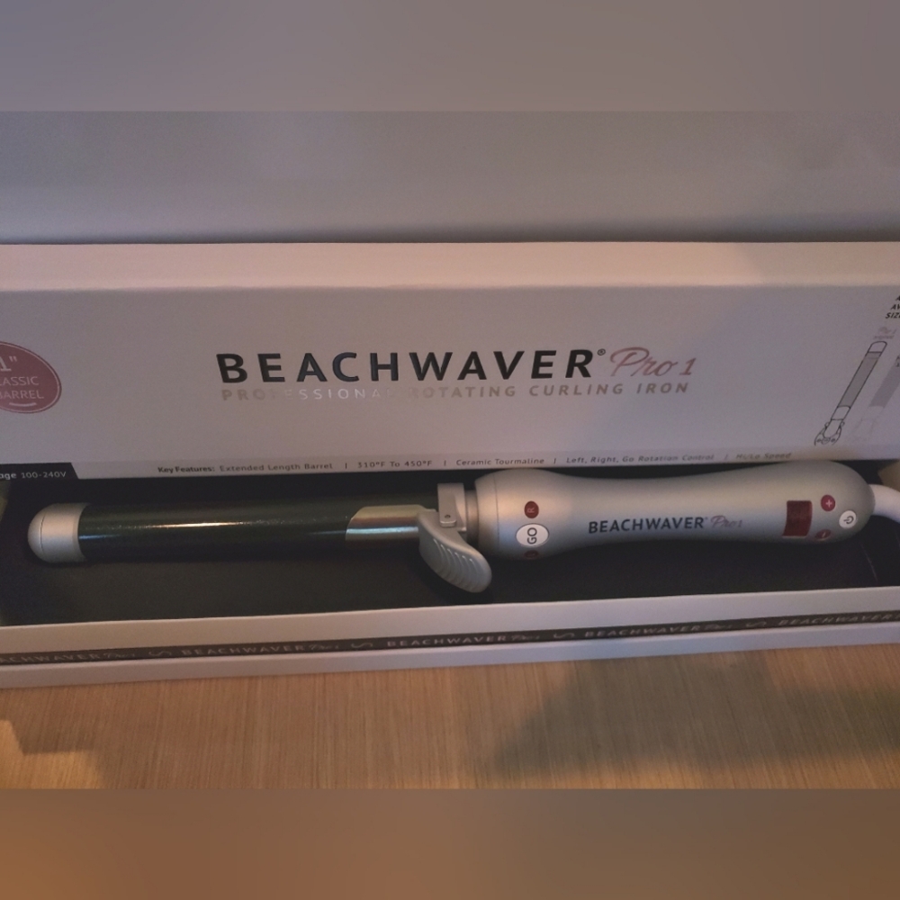 Beachwaver pro 1 in with box